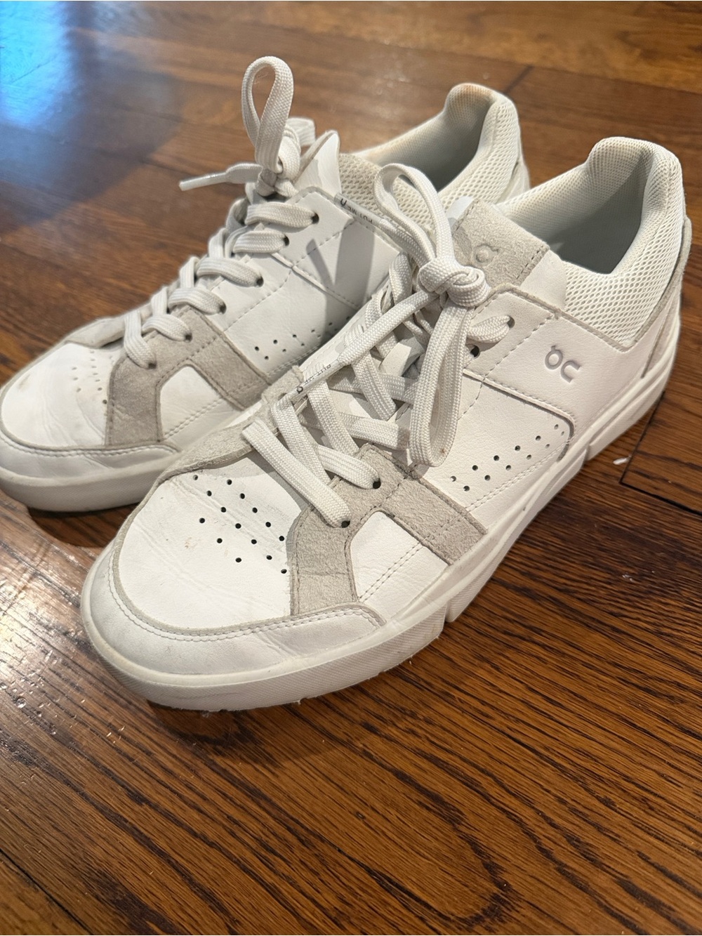 On Cloud Women's White Low-Top Leather Sneakers